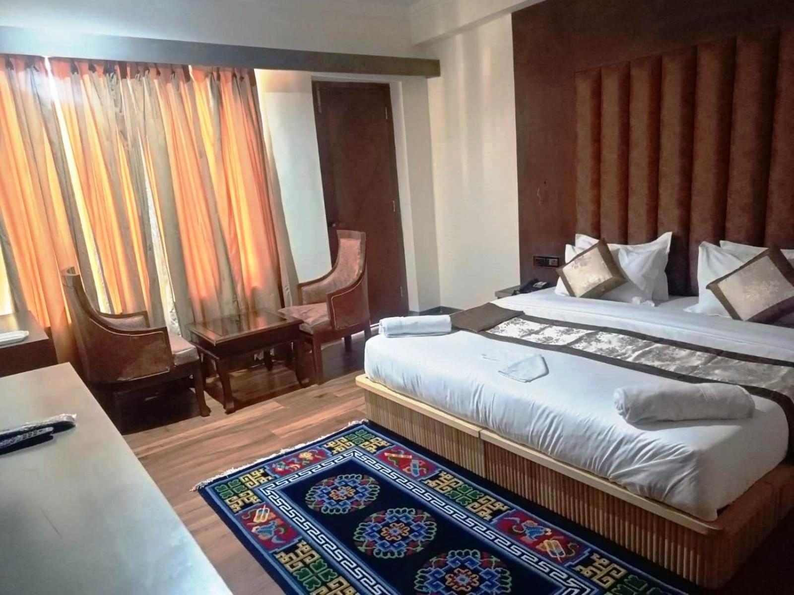 Hotel Ladakh Heaven Лех Екстер'єр фото