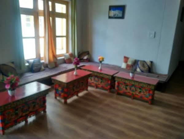 Hotel Ladakh Heaven Лех Екстер'єр фото